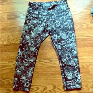 Lululemon leggings!